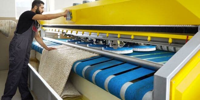 Profesyonel Halı Yıkama Çalışma Anı